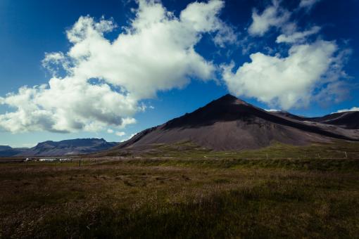 Free Stock Photo of Clouds Over Mountain