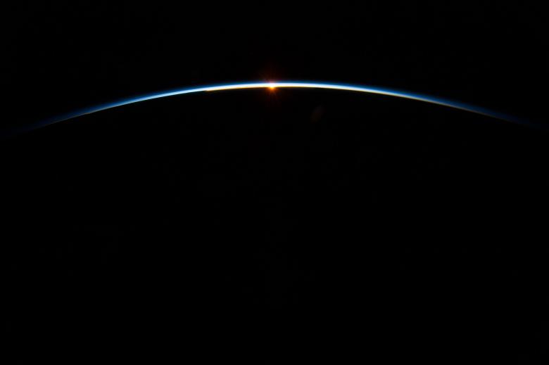 Free stock image of Earth Crescent created by Bjorgvin