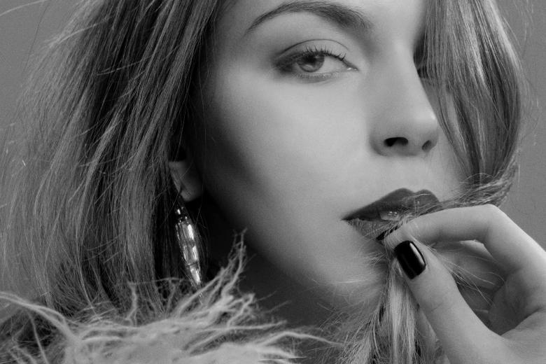 Free stock image of Beautiful Model Portrait in Black and White created by Alexander Krivitskiy