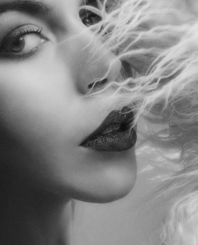 Free stock image of Beauty - Black and White Portrait created by Alexander Krivitskiy