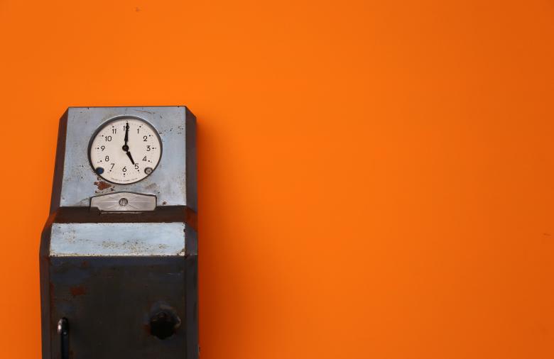 Free stock image of Old Clock on Orange Background created by Sahin Sezer Dincer