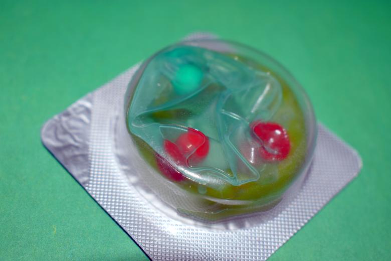 Free stock image of Condom in blister created by NomeVizualizzato