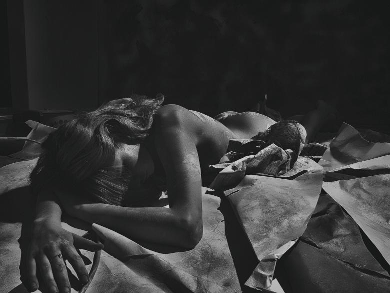 Free stock image of Girl on Bed - Black and White created by Alexander Krivitskiy