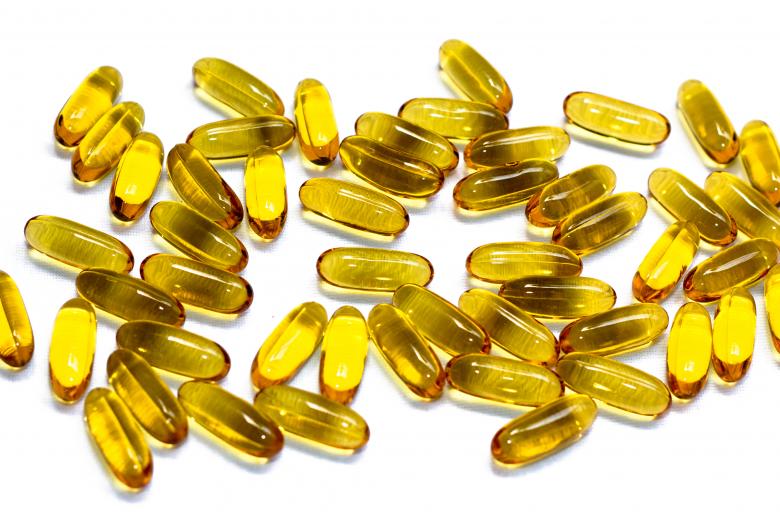 Free stock image of Scattered Omega 3 Captules created by sapiduduk