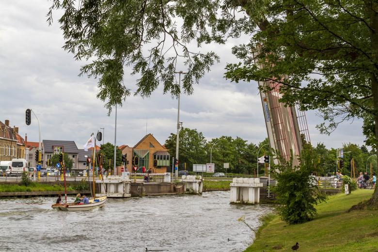 Free stock image of Lift Bridge over Canal created by Geoffrey Whiteway