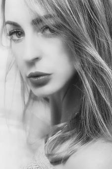 Free Stock Photo of Sexy Girl - Black & White Portraiture