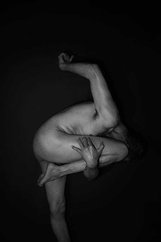 Free stock image of Artistic Male Pose created by Altan Med