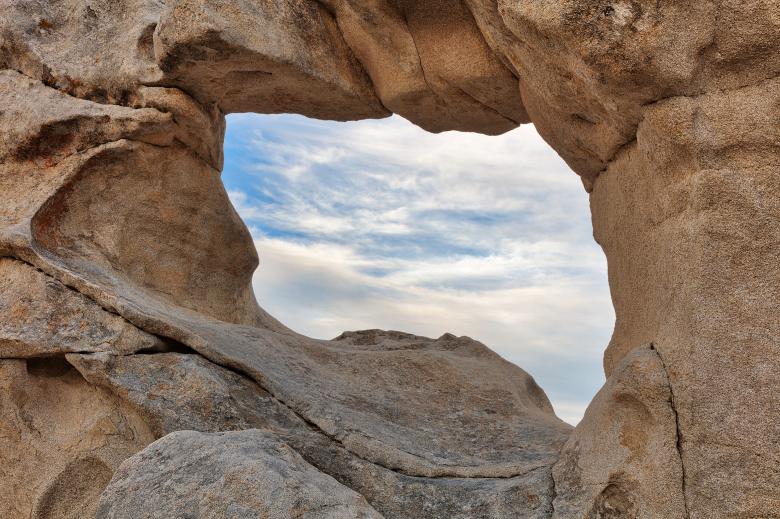 Free stock image of Window Arch Frame created by Nicolas Raymond