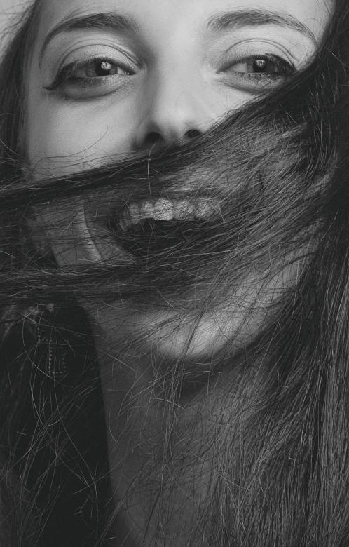 Free stock image of Happy Brunette Model - Monochrome Portrait created by Alexander Krivitskiy