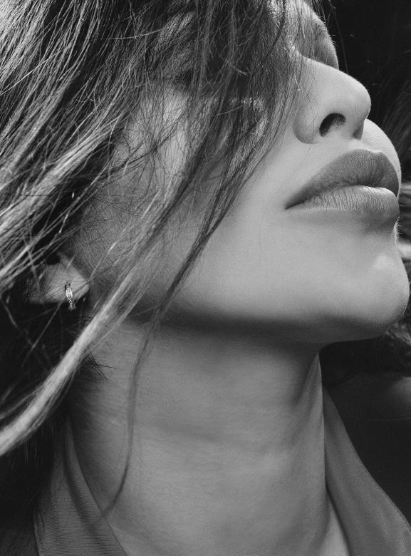 Free stock image of Girl Profile Up Close - Monochrome created by Alexander Krivitskiy