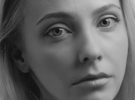 Free Stock Photo of Girl Looking into the Camera - Monochrome Portrait
