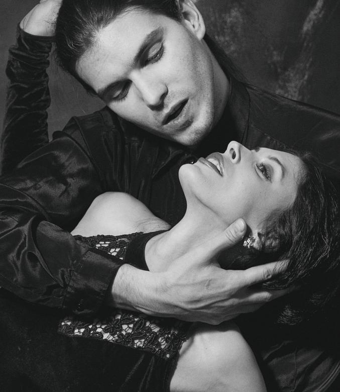 Free stock image of Posing Lovers - Monochrome created by Alexander Krivitskiy