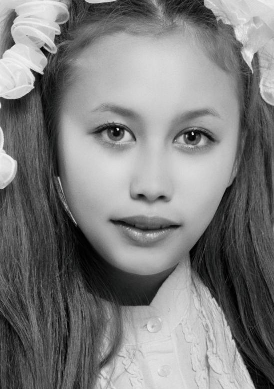 Free stock image of Young Girl Model Portrait - Monochrome created by Alexander Krivitskiy