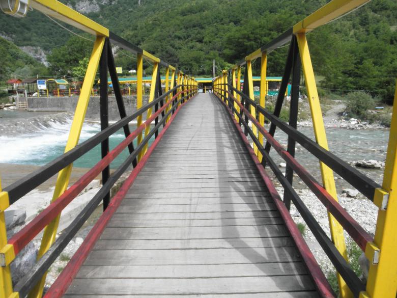 Free stock image of Wood bridge close to mountain created by vigan bala