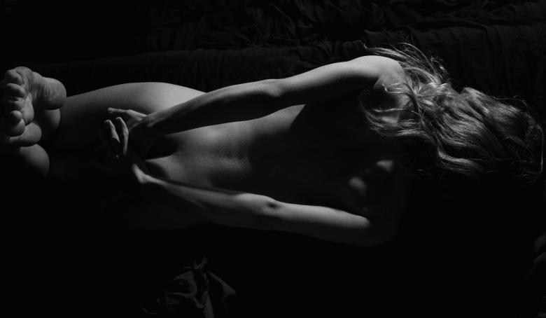 Free stock image of Woman Backside Exposed - Black and White created by Alexander Krivitskiy