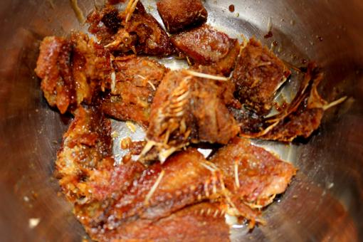 Fry dried fish food