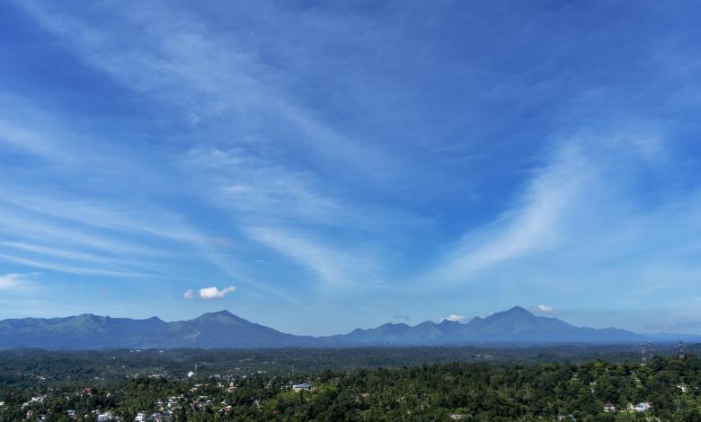 Free stock image of Amazing Mountain View and Blue Sky created by Arshid Bin Basheer