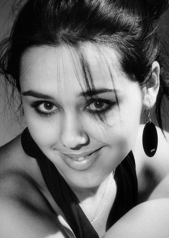 Free stock image of Cute Girl - Monochrome Portrait created by Alexander Krivitskiy
