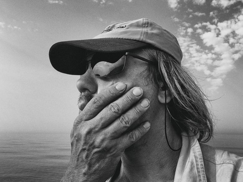 Free stock image of Man with Cap and Sunglasses - Monochrome Portrait created by Alexander Krivitskiy