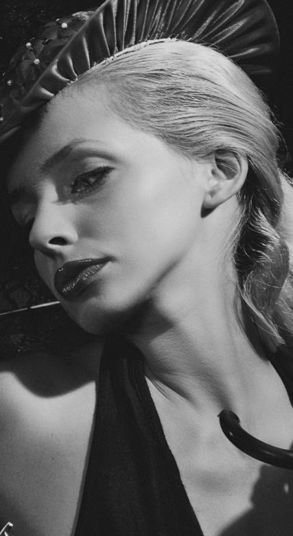 Free stock image of Retro Woman with Hat - Monochrome created by Alexander Krivitskiy