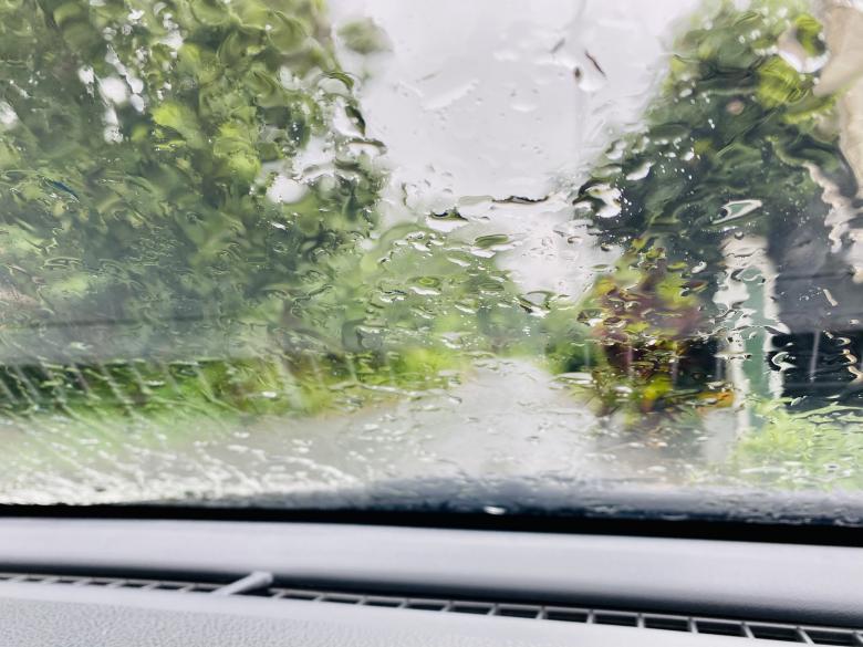 Free stock image of Windscreen fully covered with water created by SK
