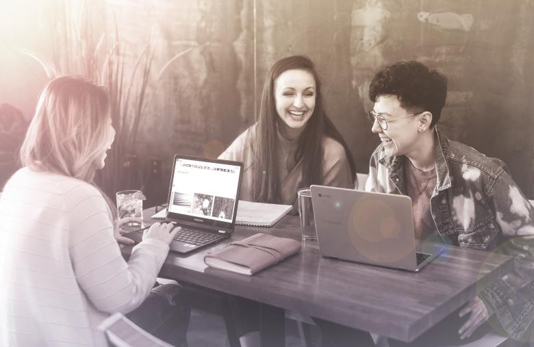 Free stock image of Friends Smiling and Working with Laptops at a Cafe created by Jack Moreh