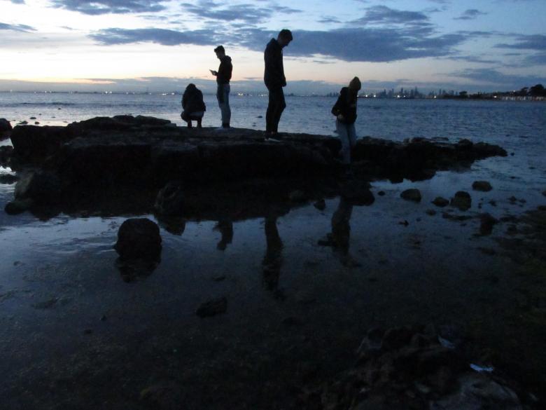 Free stock image of Silhouettes on Brighton Beach created by Michiru Maeda