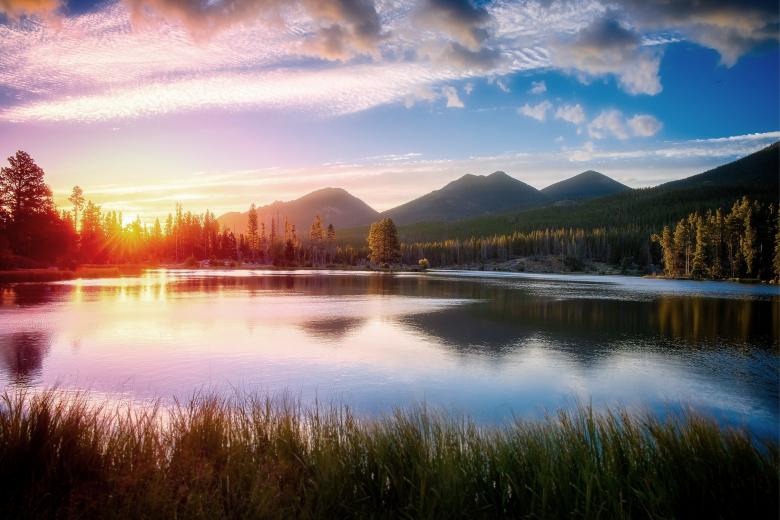 Free stock image of Lake in the Mountains - Vivid Sunset created by Jack Moreh