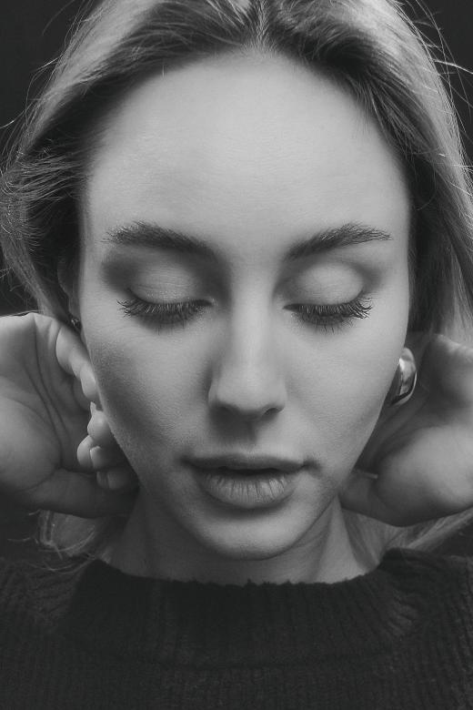 Free stock image of Sensual Woman created by Alexander Krivitskiy