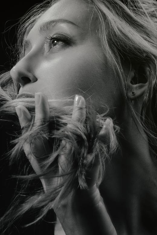 Free stock image of Sensual Woman created by Alexander Krivitskiy