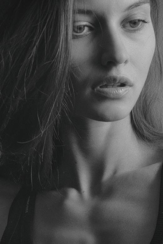 Free stock image of Beauty portrait created by Alexander Krivitskiy