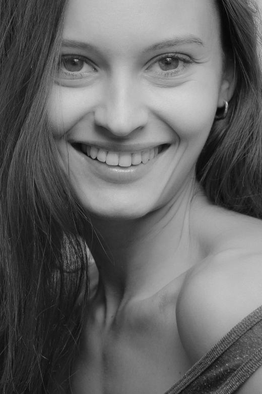 Free stock image of Smiling woman  created by Alexander Krivitskiy