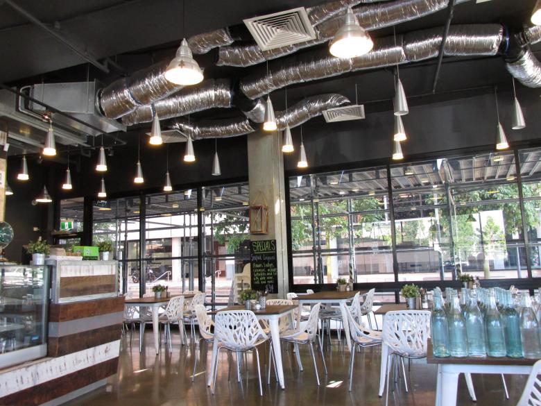 Free stock image of A spacious cafe with big glass windows created by Michiru Maeda