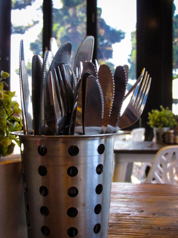 Free stock image of Close up of cutlery on tabletop created by Michiru Maeda