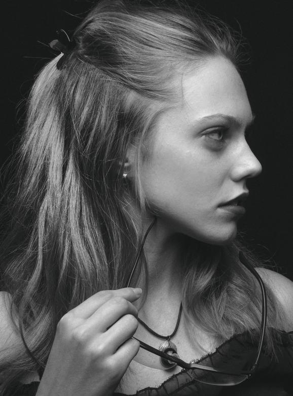 Free stock image of Female Profile Portrait created by Alexander Krivitskiy