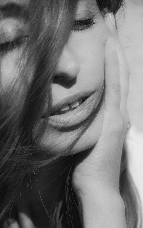 Free stock image of Sensual Woman created by Alexander Krivitskiy