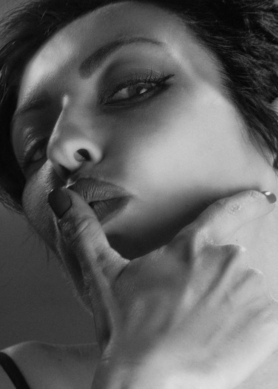 Free stock image of Seductive woman created by Alexander Krivitskiy