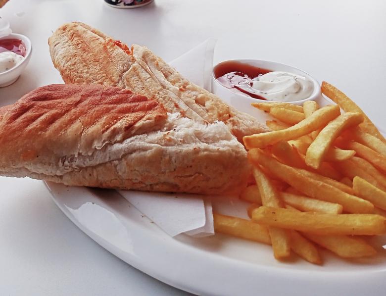 Free stock image of Sandwich and fries created by snaike