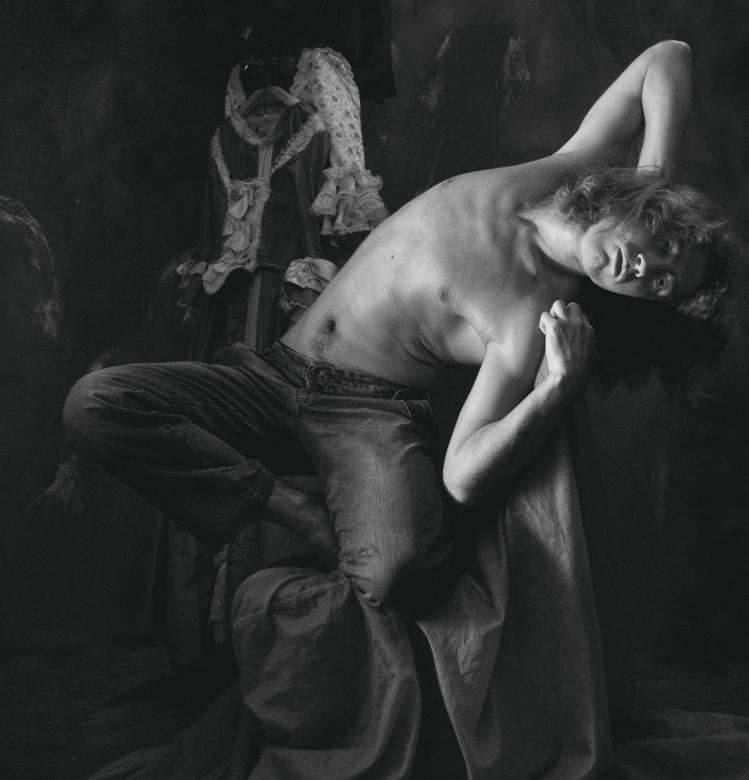 Free stock image of Male model posing created by Alexander Krivitskiy
