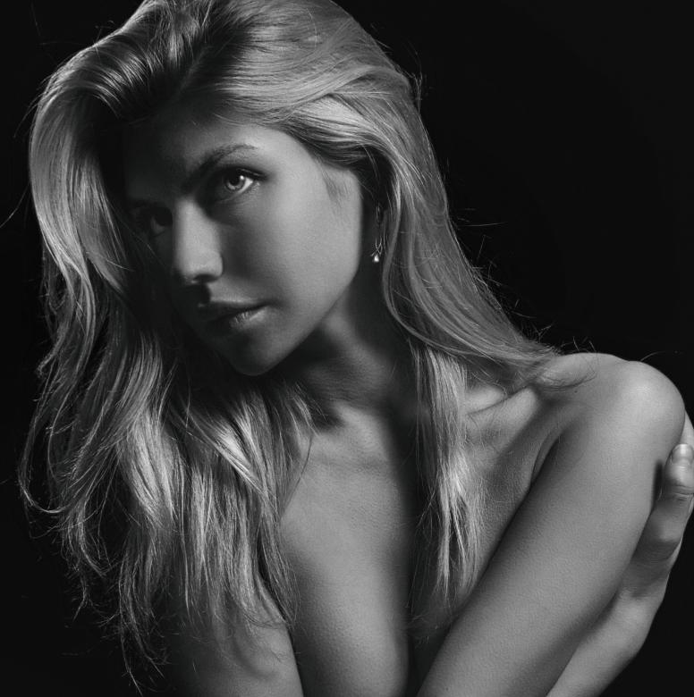 Free stock image of Beautiful woman  created by Alexander Krivitskiy