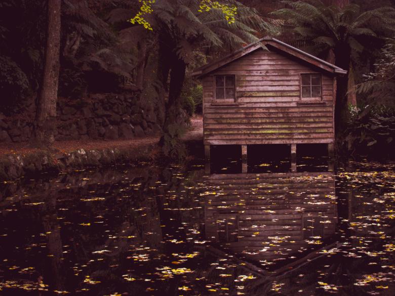 Free stock image of Boat shack created by Michiru Maeda