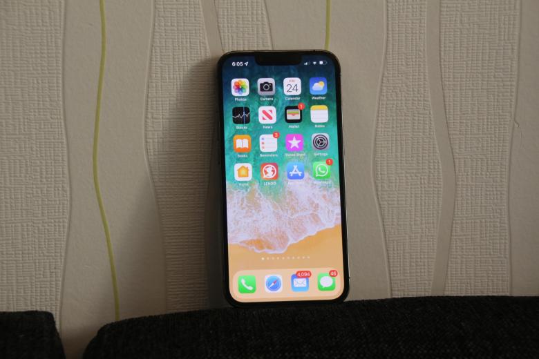 Free stock image of iPhone 13 Pro frame inside created by Jonny Bernschz