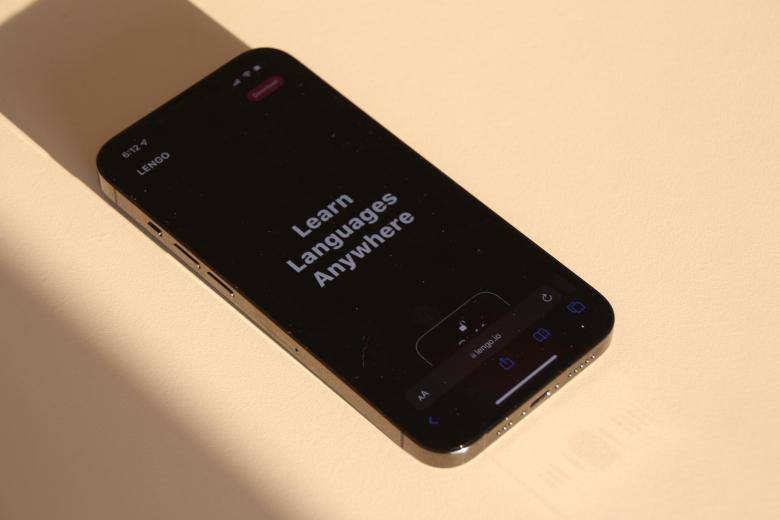 Free stock image of iPhone 13 pro frame with shadow created by Jonny Bernschz