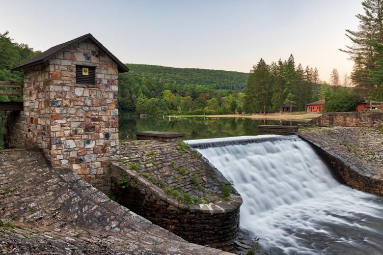 Free stock image of Greenwood Spillway created by Nicolas Raymond