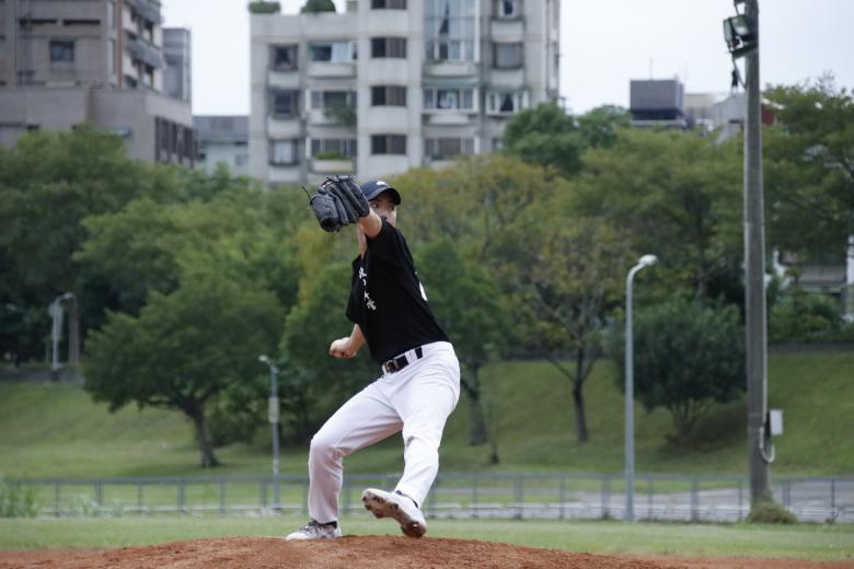 Free stock image of 20211102 baseball game the pitcher created by 鍾宜辰