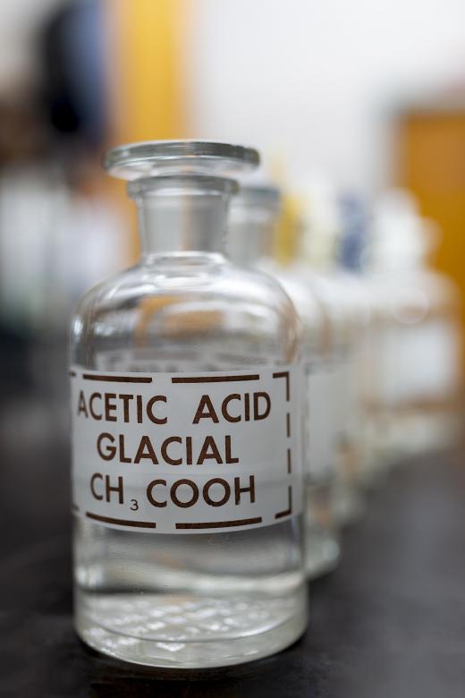 Free stock image of Acetic acid in a reagent bottle created by Geoffrey Whiteway