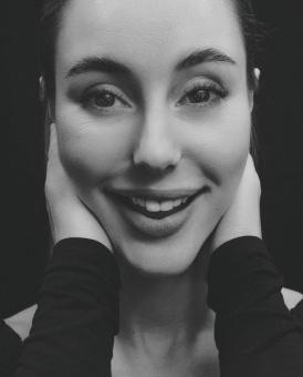 Free Stock Photo of Smiling woman