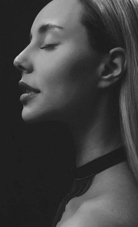 Free stock image of Female profile created by Alexander Krivitskiy