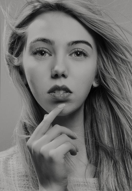 Free stock image of Beauty portrait created by Alexander Krivitskiy