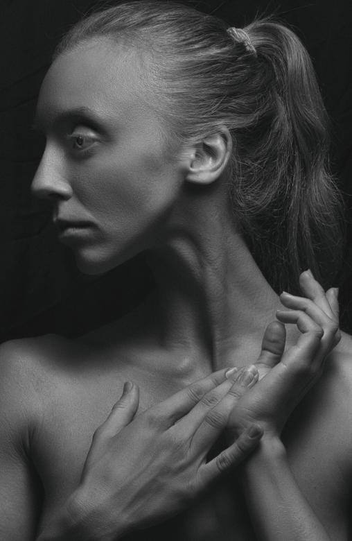 Free stock image of Female profile created by Alexander Krivitskiy